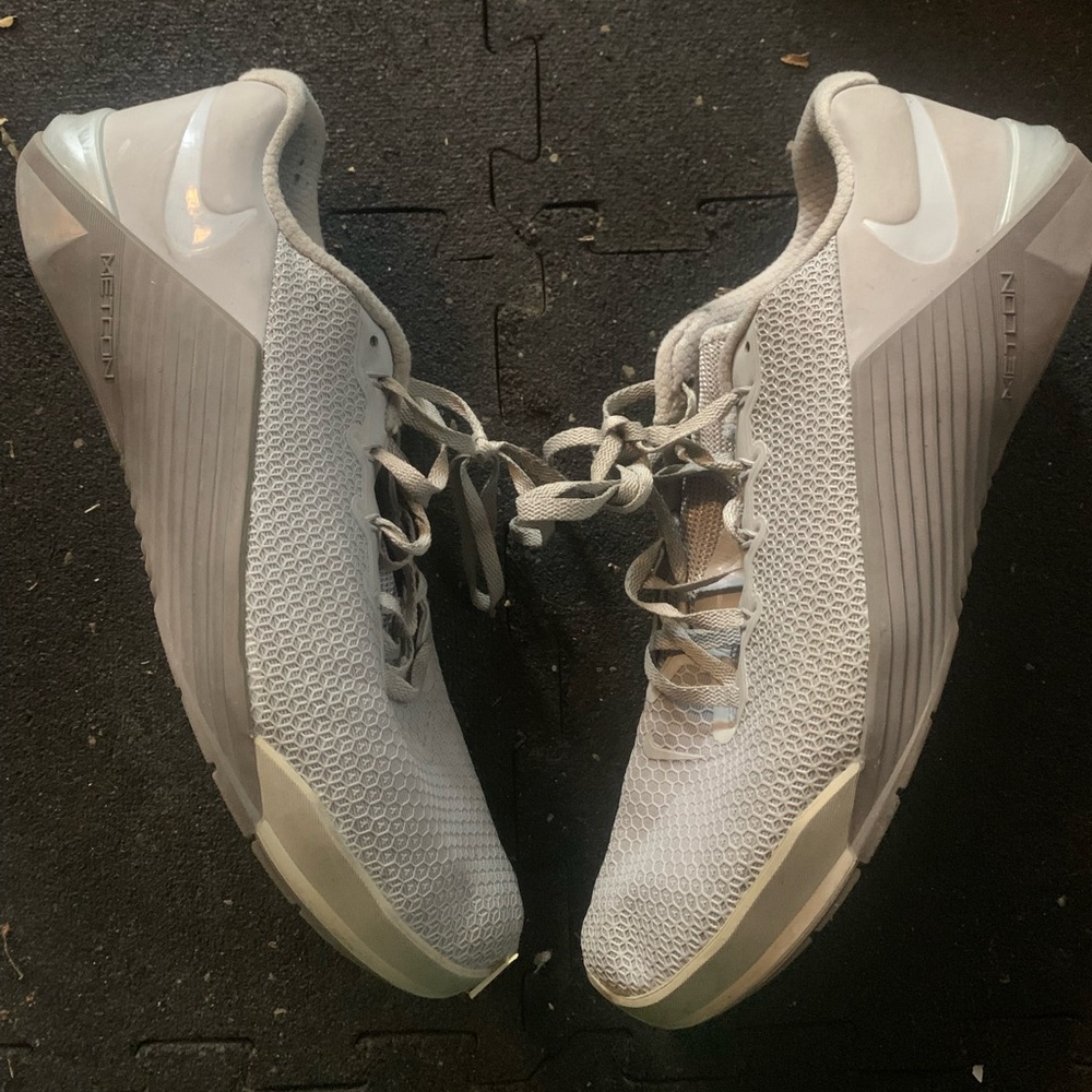 All Grey Metcon 5 size 10.5